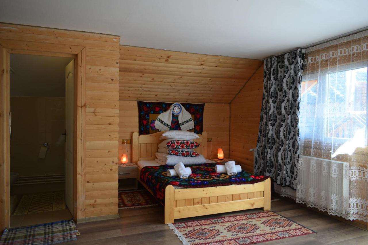 Casa Vladicu Hotell Breb Exteriör bild